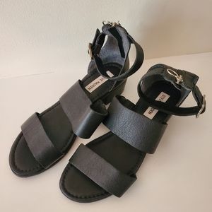 Steve Madden Sandals